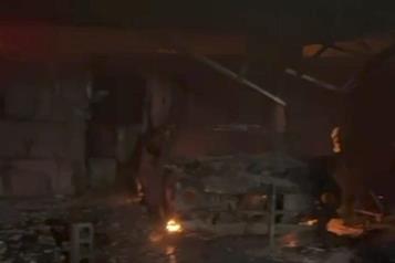 Arde auto en hotel abandonado