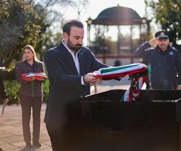 Conmemora SP el D&iacute;a de la Bandera