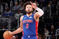 Pistons frenan a Thunder