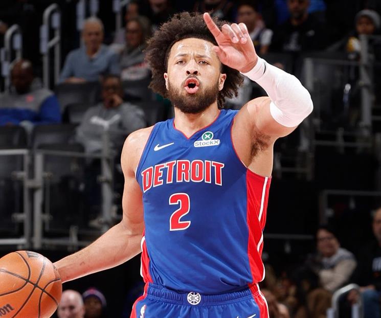 Pistons frenan a Thunder Pistons frenan a Thunder