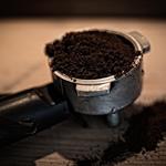 Para qu&eacute; sirve lavar el cabello con caf&eacute;