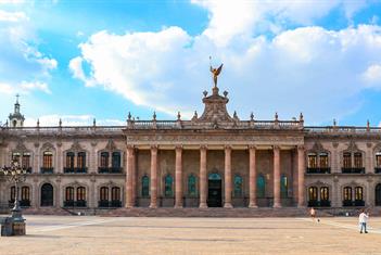 Cumple Estado con transferencia de recursos federales a municipios Cumple Estado con transferencia de recursos federales a municipios