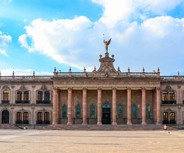 Cumple Estado con transferencia de recursos federales a municipios