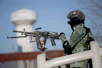 Alista Defensa compra de camionetas blindadas