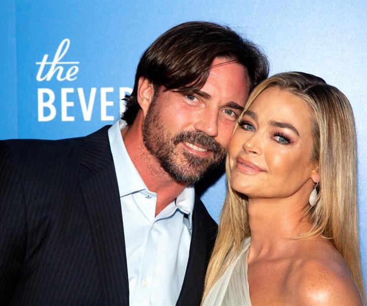 Denise Richards deberá pagar pensión a su ex Aaron Phypers Denise Richards deberá pagar pensión a su ex Aaron Phypers