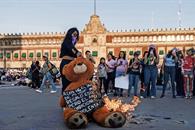 Denuncian orfandad masiva por feminicidios Denuncian orfandad masiva por feminicidios