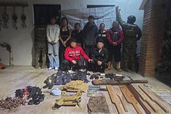 Caen nueve del C&aacute;rtel del Golfo; Marina detiene a ocho del CJNG