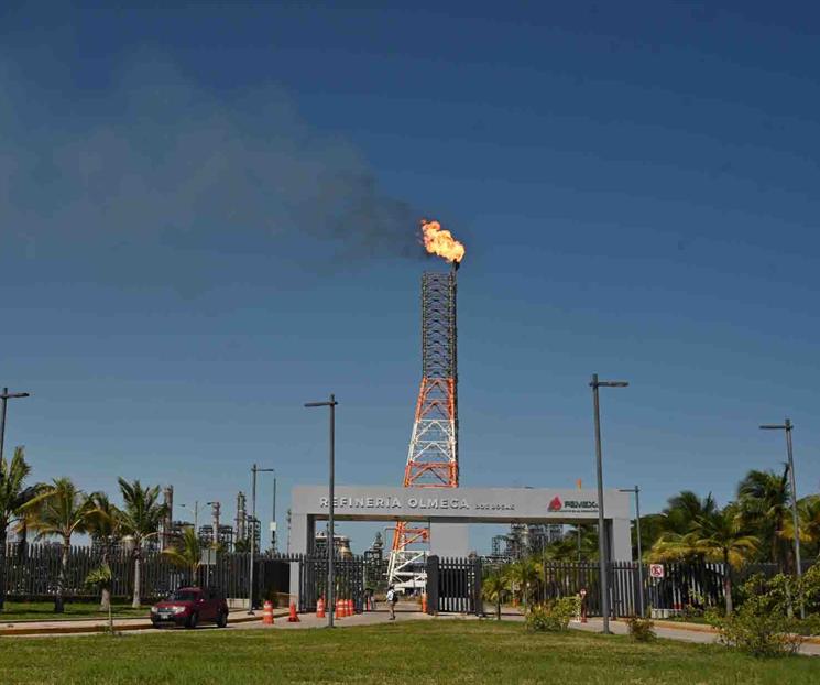 Refinerías tienen ganancia inédita durante 2025 Refinerías tienen ganancia inédita durante 2025