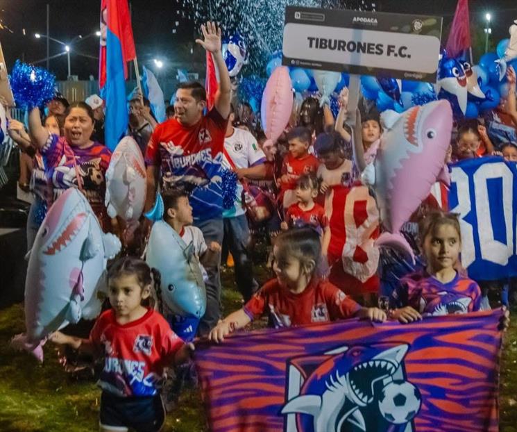 Inaugura C&eacute;sar Garza ligas municipales de futbol