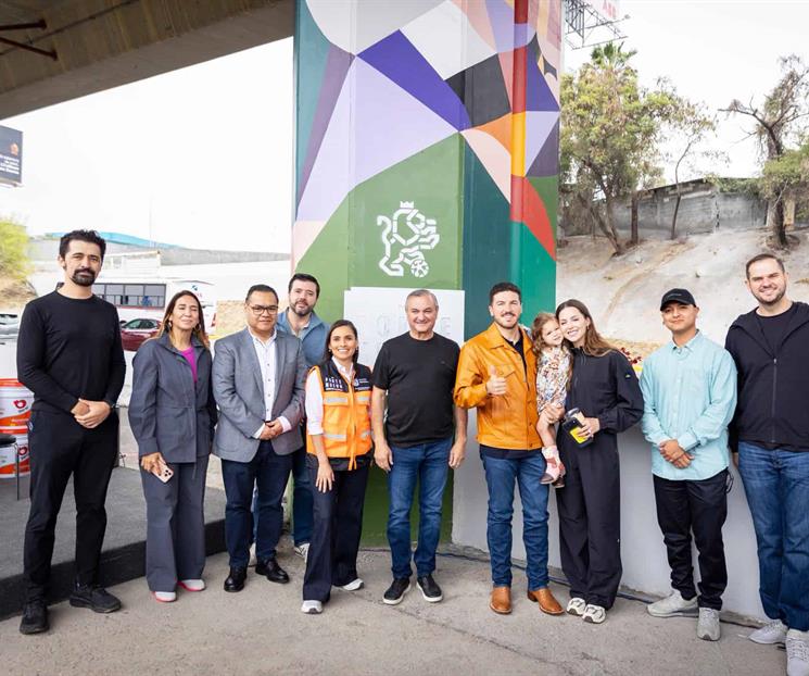 Presenta Samuel proyecto &acute;Trazos Mundialistas&acute;