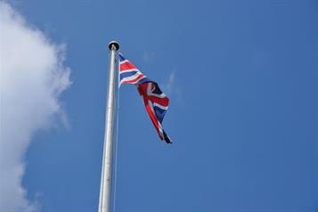 Se suma Reino Unido al conflicto