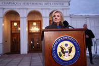 Bill Clinton dice que no sab&iacute;a de los delitos de Epstein