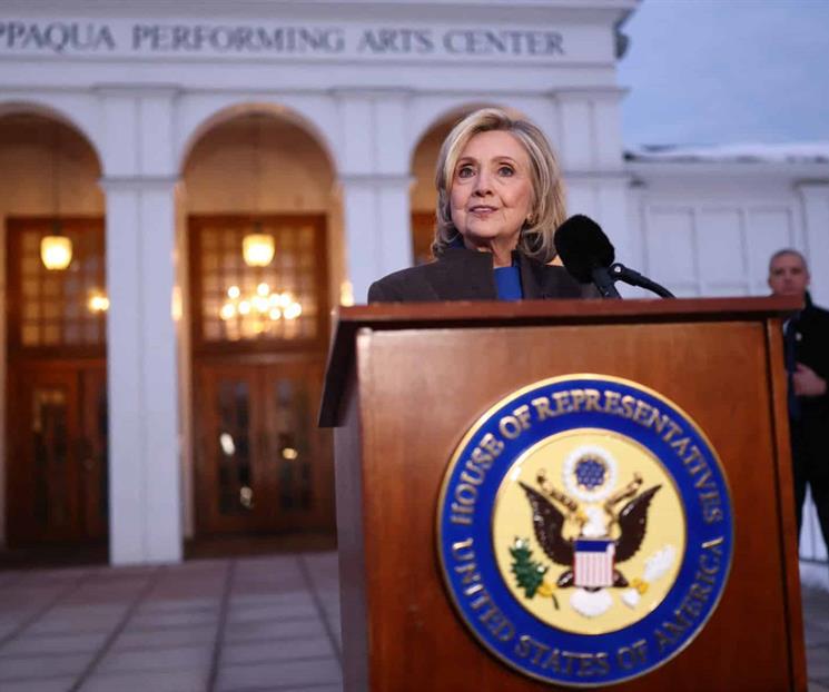 Bill Clinton dice que no sab&iacute;a de los delitos de Epstein