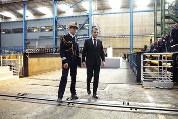 Reforzar&aacute; Francia su arsenal at&oacute;mico