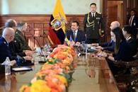 Inicia Ecuador operativos antidrogas con EU