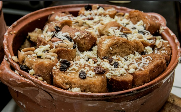 Receta de capirotada para Semana Santa de Do&ntilde;a &Aacute;ngela