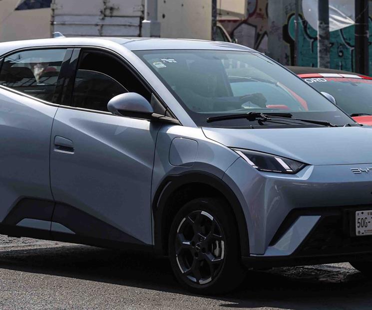 Financiamiento automotriz crece 6.3% en 2025