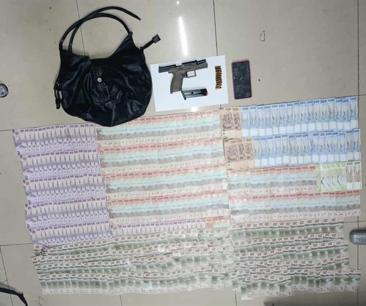 Sale del banco y le quitan $39 mil; cae uno