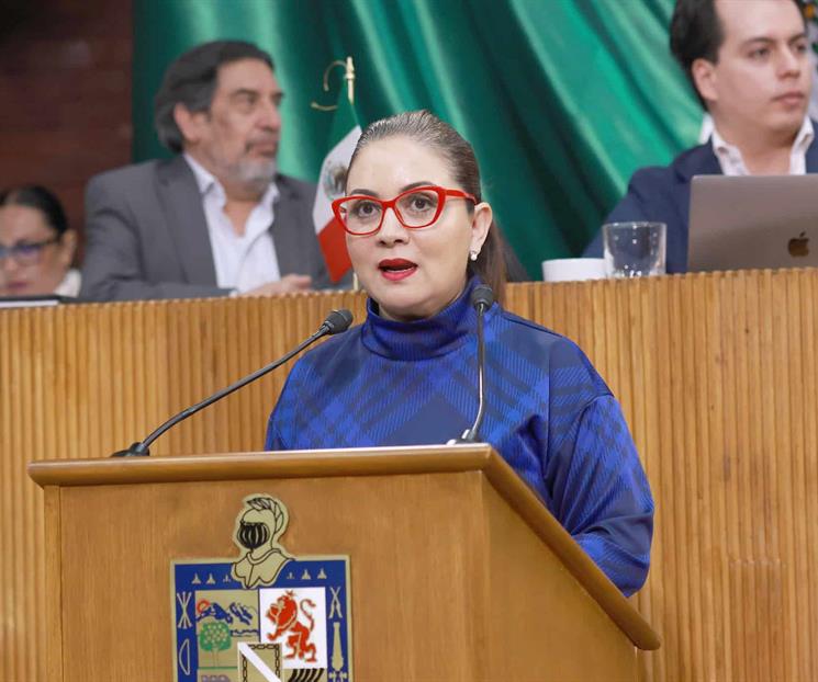 Dan entrada a solicitud de juicio pol&iacute;tico contra l&iacute;der de MC