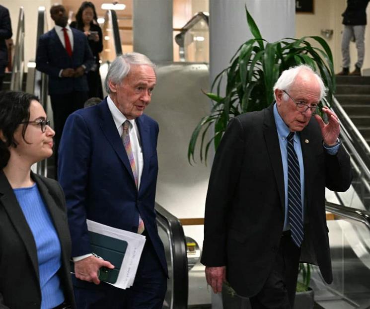 Rechaza Senado de EU poner límite a poderes de Trump en la guerra Rechaza Senado de EU poner límite a poderes de Trump en la guerra