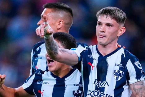 Golea Rayados al Quer&eacute;taro en debut de Nico S&aacute;nchez