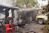 Acaba fuego con vivienda por cortocircuito