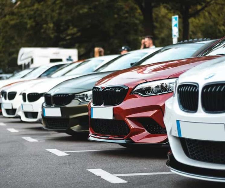 Registran ca&iacute;da de 0.3% venta de autos nuevos