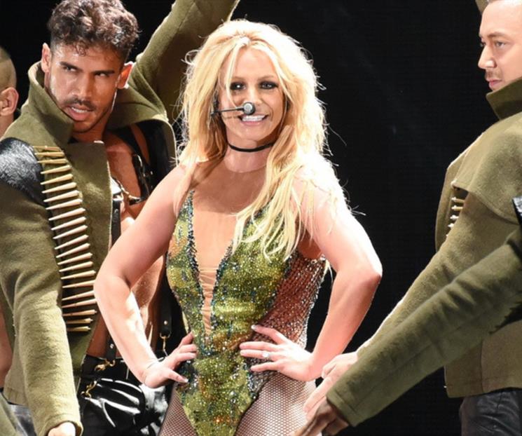 Hospitalizan a Britney Spears tras ser detenida por conducir ebria