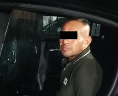 Golpea a su pareja y lo detienen