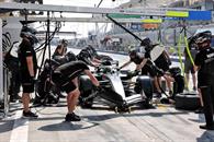 Saldr&aacute; Checo P&eacute;rez 18 en Australia; pole de Russell