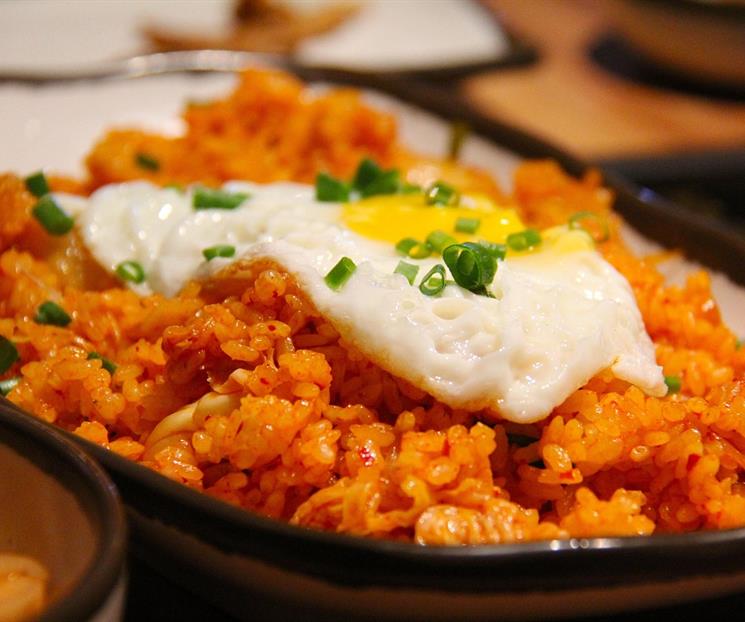 Por qu&eacute; es bueno desayunar huevo con arroz
