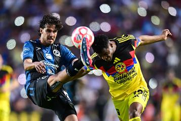 &Aacute;guilas levantan