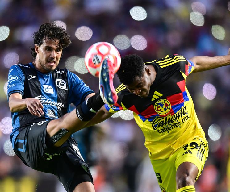 &Aacute;guilas levantan