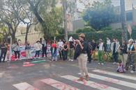 Manifestantes marchan a Embajada de EU por intervenci&oacute;n en Ir&aacute;n