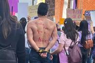 Exhiben a presunto deudor alimentario