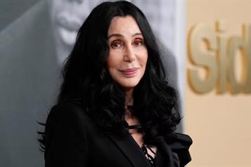 Cher pierde batalla legal sobre bienes de su hijo