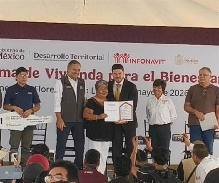 Entregan 47 viviendas del Bienestar en Ci&eacute;nega de Flores