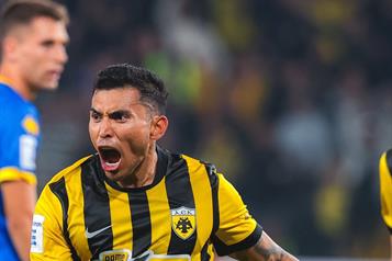 Orbelin Pineda se corona campe&oacute;n de la Supercopa de Grecia
