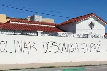 Vandalizan casa del exgobernador Javier Corral