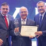 Reconoce UANL trayectoria y vocaci&oacute;n de docentes universitarios