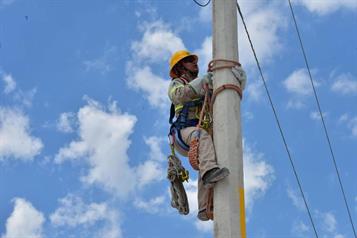 Anuncia CFE cortes de luz en Apodaca y Ju&aacute;rez