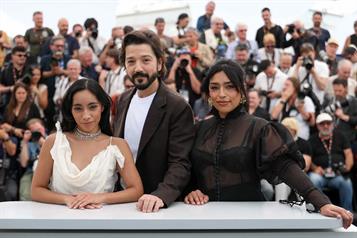 Presenta Diego Luna su pel&iacute;cula Ceniza en la boca en Cannes