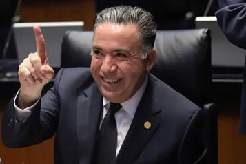 Senador Enrique Inzunza falta a sesión