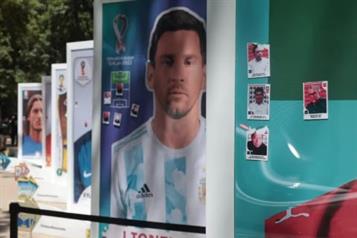 Pegan estampas de pol&iacute;ticos acusados por EU en exposici&oacute;n de Mundial