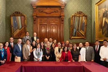 Se re&uacute;ne Sheinbaum con gobernadores por IMSS-Bienestar