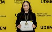 Distingue UDEM liderazgo y compromiso social de alumna de Derecho