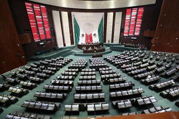 Aprueban periodo extraordinario de sesiones en c&aacute;maras