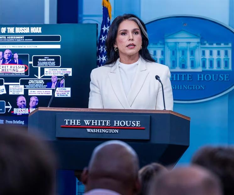 Renuncia jefa de Inteligencia Nacional de Estados Unidos