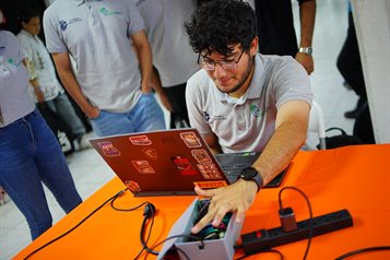 Realizan &acute;Ponte Nuevo Ponte Mundial-J&oacute;venes Emprendedores&acute;