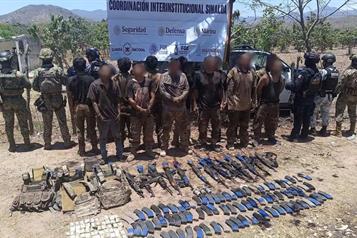 Detiene Semar a 13 presuntos miembros de "La Chapiza"